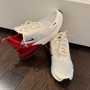 Nike Women's White and Red Sneakers 8.5 air max 270